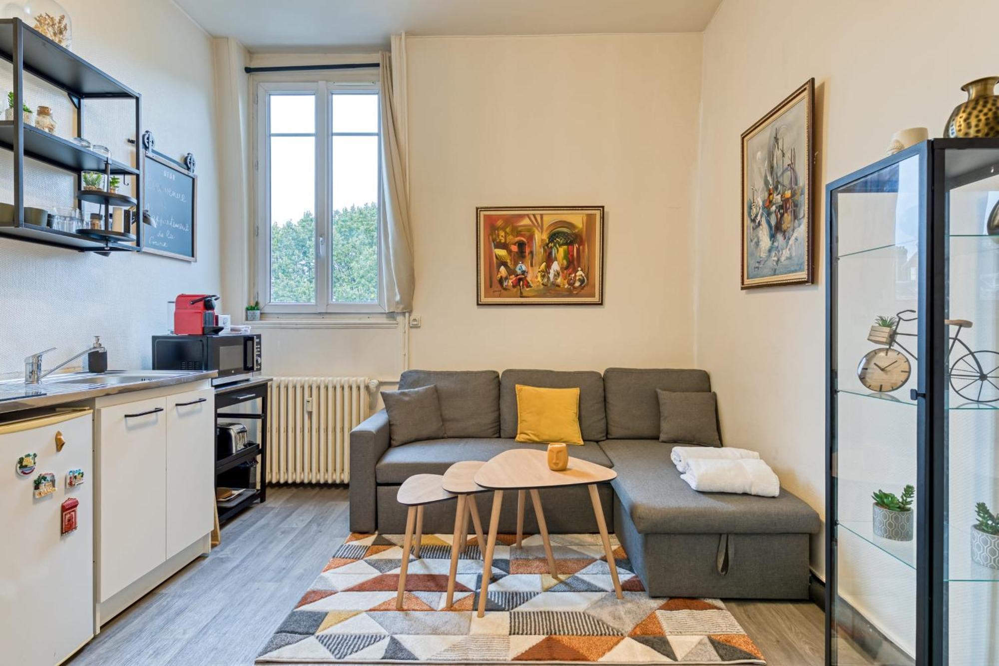 Gary Joli F2 Au Pied De La Gare De Rouen Apartment Exterior foto